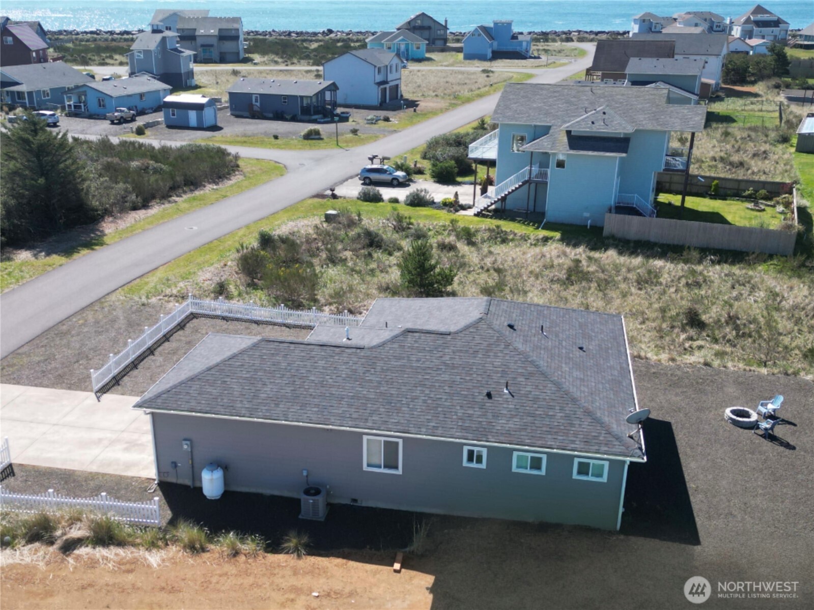 1439 Diamond Head Avenue SW, Ocean Shores, WA 98569
