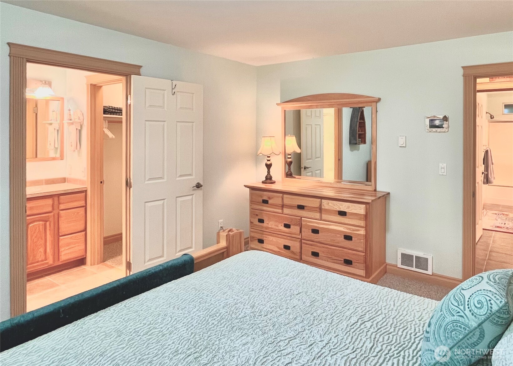 137 N Razor Clam Drive SW, Ocean Shores, WA 98569