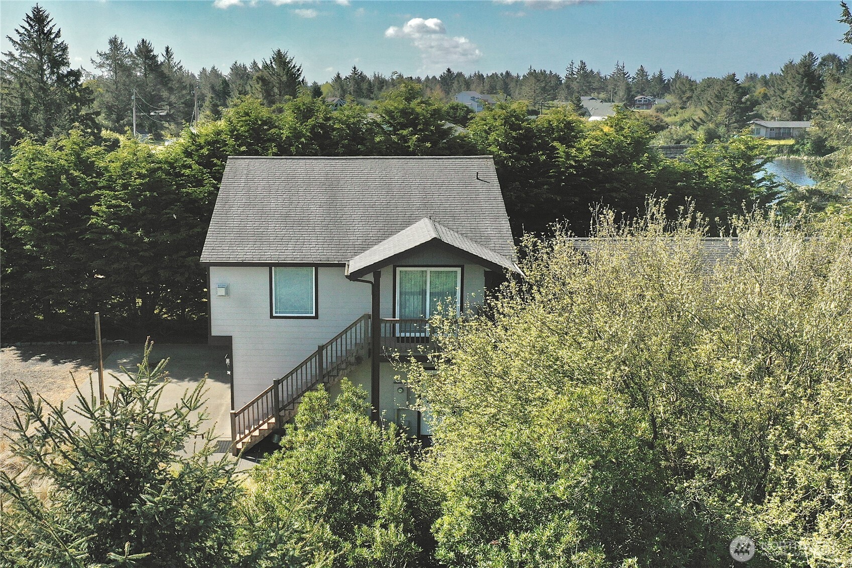 137 N Razor Clam Drive SW, Ocean Shores, WA 98569