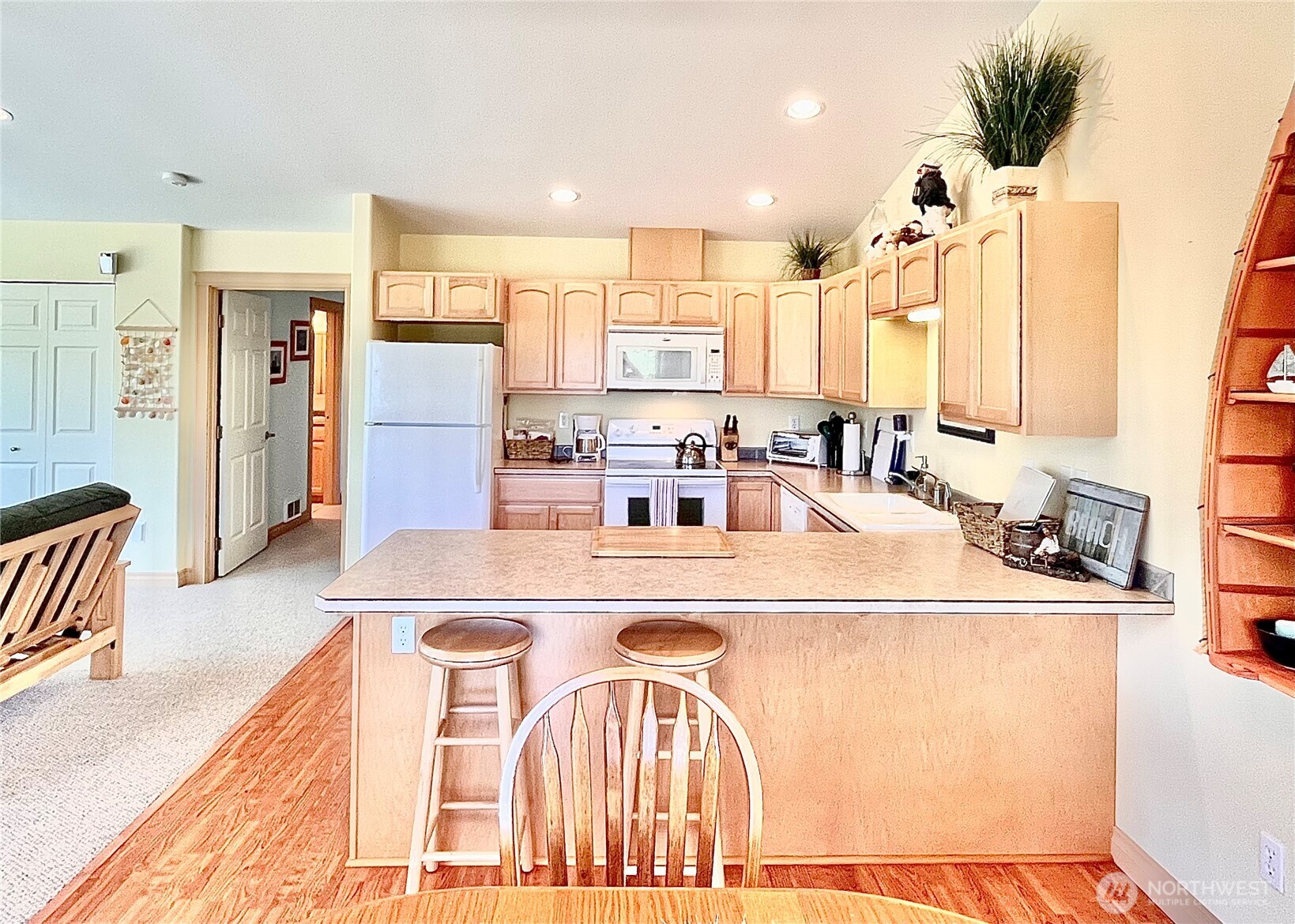 137 N Razor Clam Drive SW, Ocean Shores, WA 98569