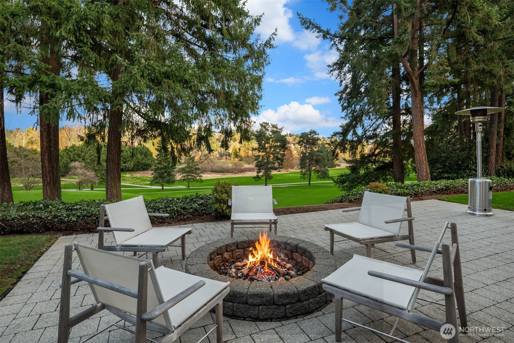 2242 79th Avenue NE, Medina, WA 98039