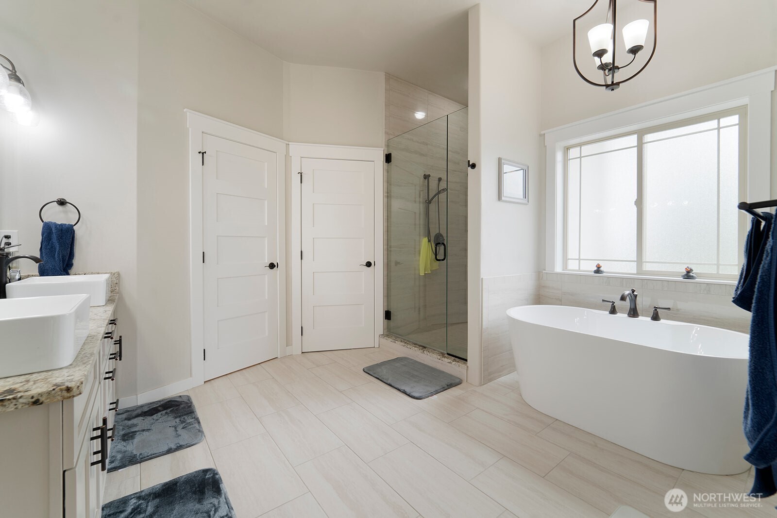 4614 W Justin Lane , Spokane, WA 99208