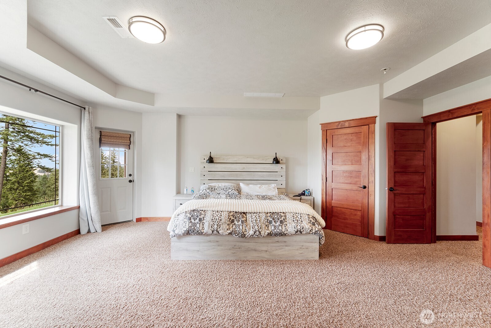 4614 W Justin Lane , Spokane, WA 99208