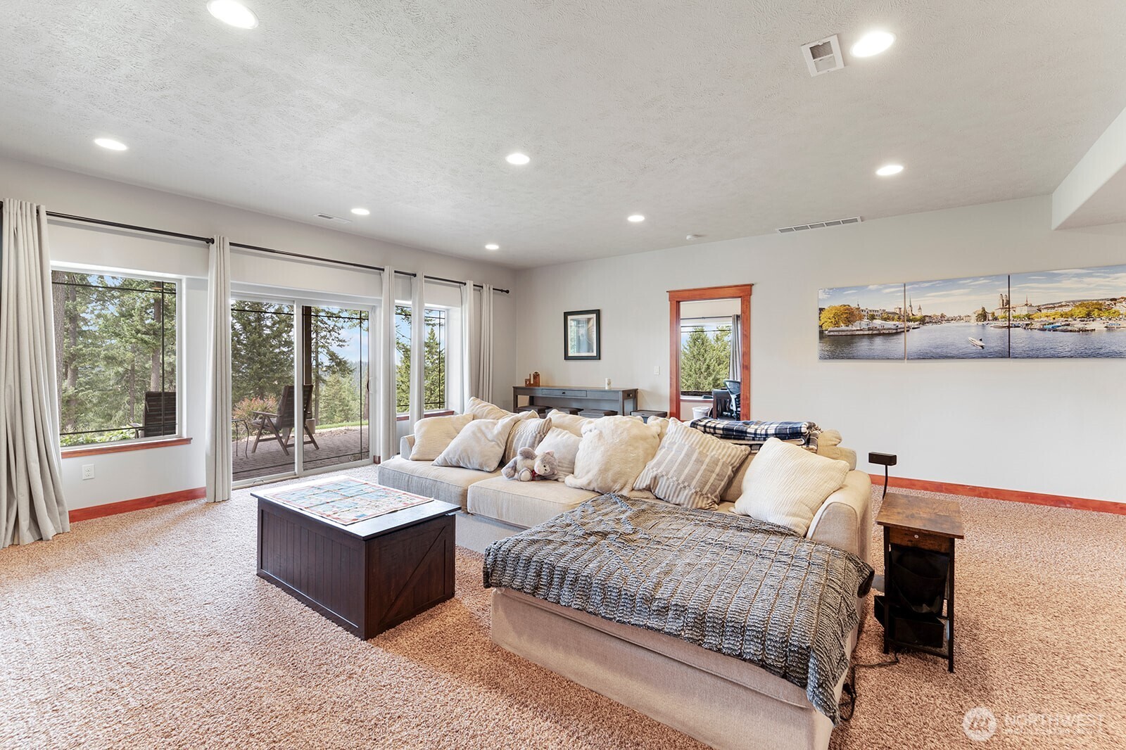 4614 W Justin Lane , Spokane, WA 99208