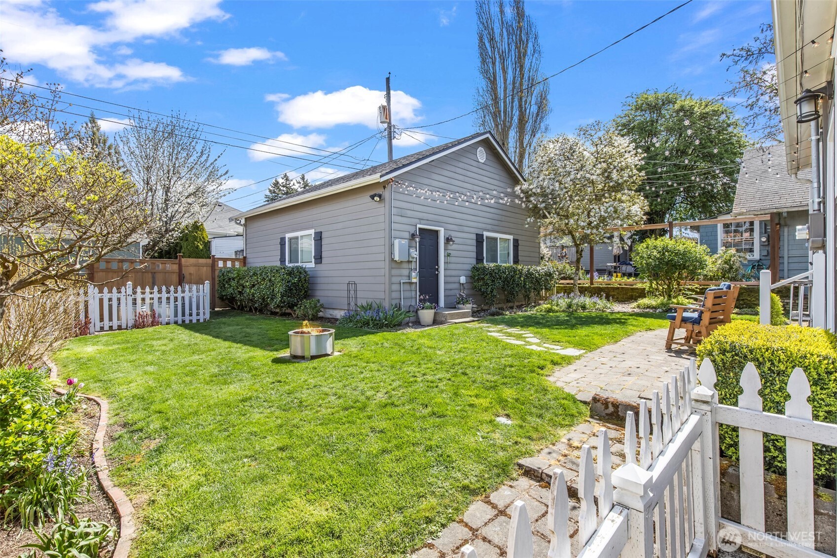 1509 N Oakes Street , Tacoma, WA 98406