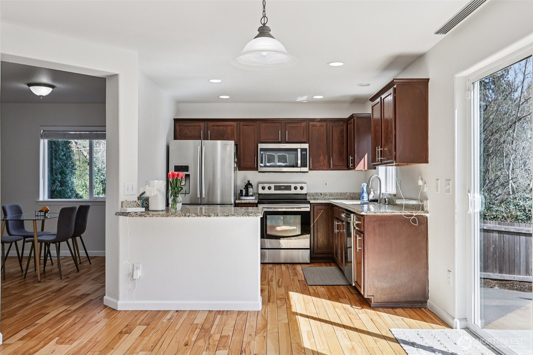 3206 96th PL SE, Everett, WA 98208-2949