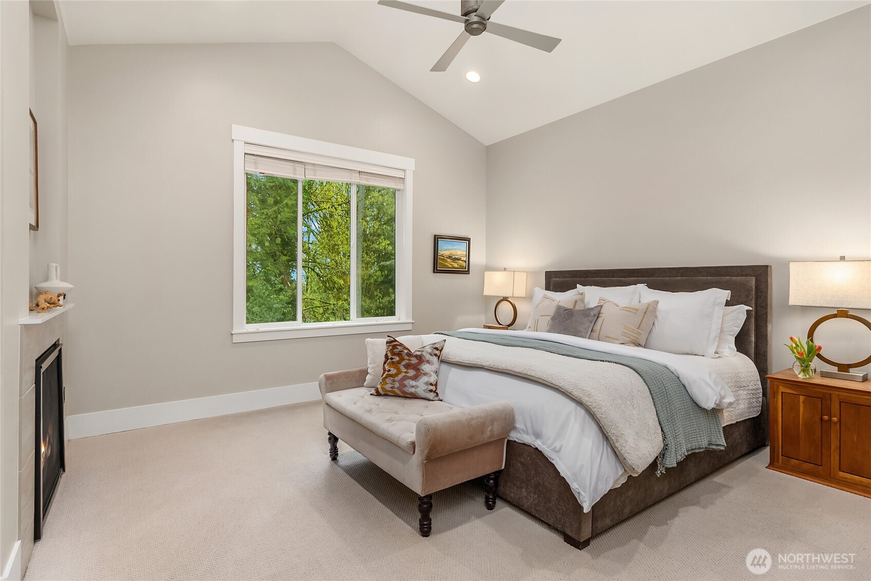 7835 Ledgestone Loop NE, Bainbridge Island, WA 98110
