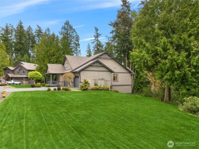 7835 Ledgestone Loop NE, Bainbridge Island, WA 98110 - Photo 3