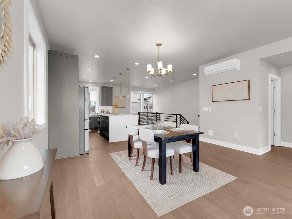 13657 SE 67th Lane , Newcastle, WA 98059