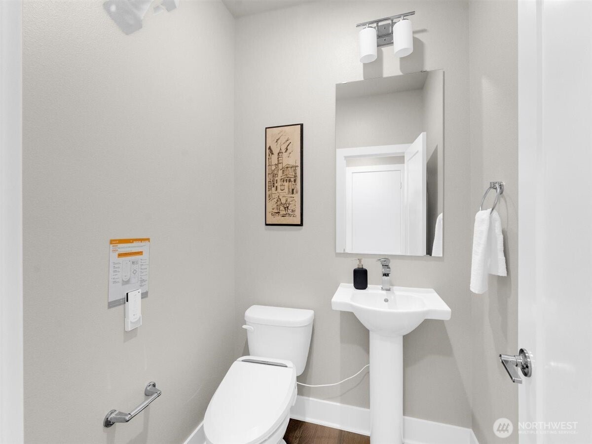 13657 SE 67th Lane , Newcastle, WA 98059