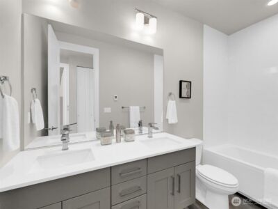 13657 SE 67th Lane , Newcastle, WA 98059 - Photo 26