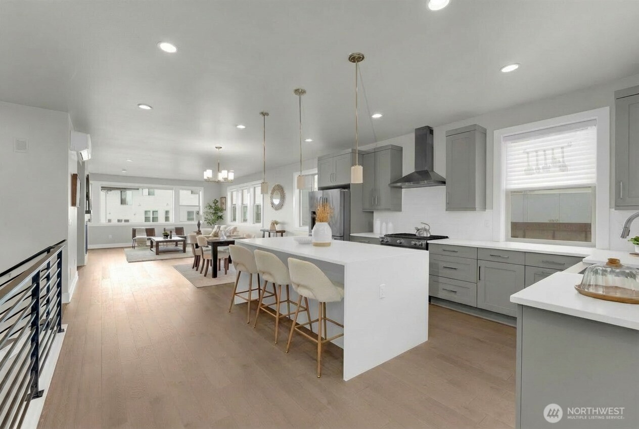 13657 SE 67th Lane , Newcastle, WA 98059