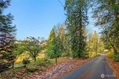 25520 SE Old Black Nugget Road , Issaquah, WA 98029 - Photo 2