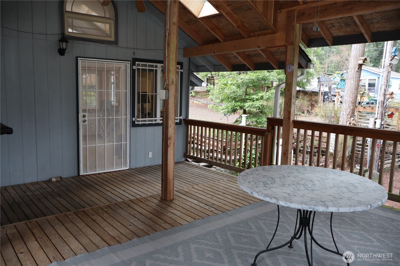 31 E Colvos Pl E , Shelton, WA 98584