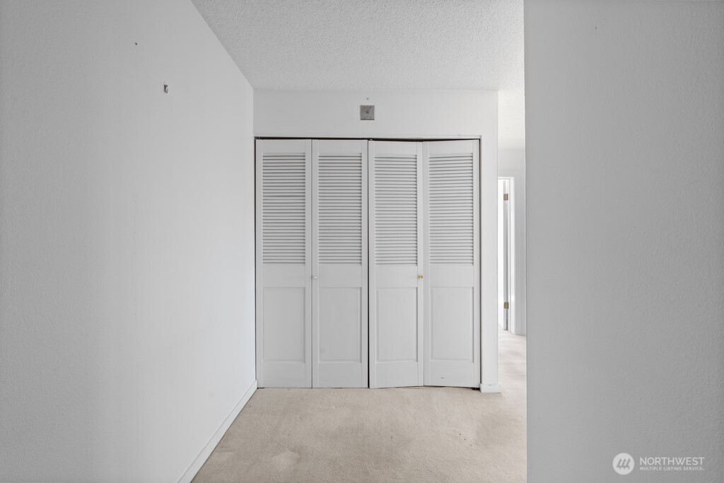 5025 California Avenue SW #402, Seattle, WA 98136