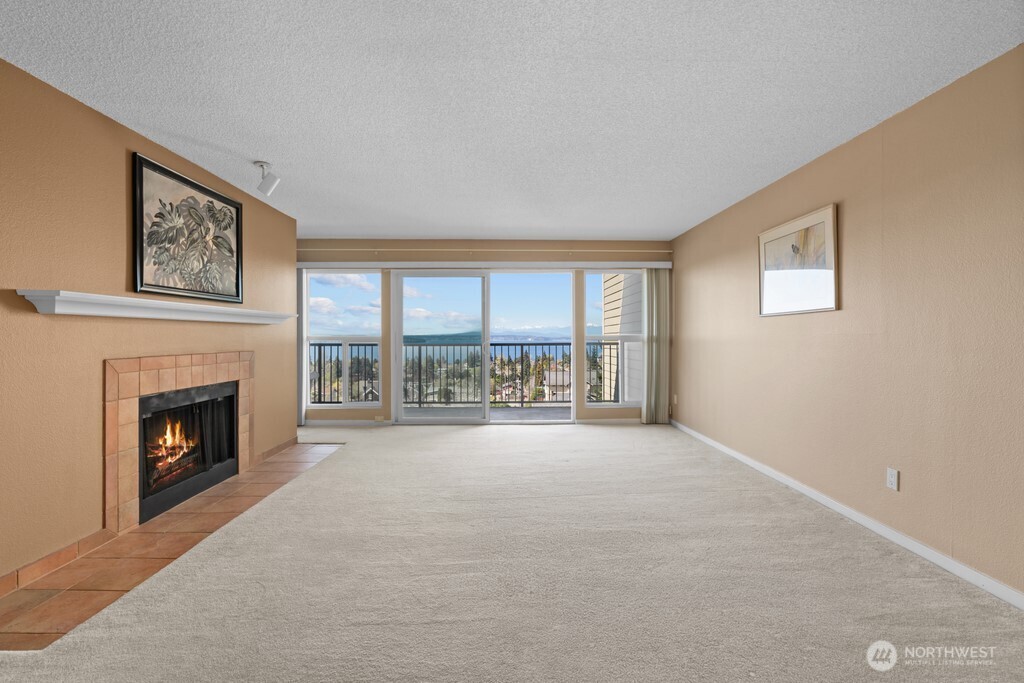 5025 California Avenue SW #402, Seattle, WA 98136