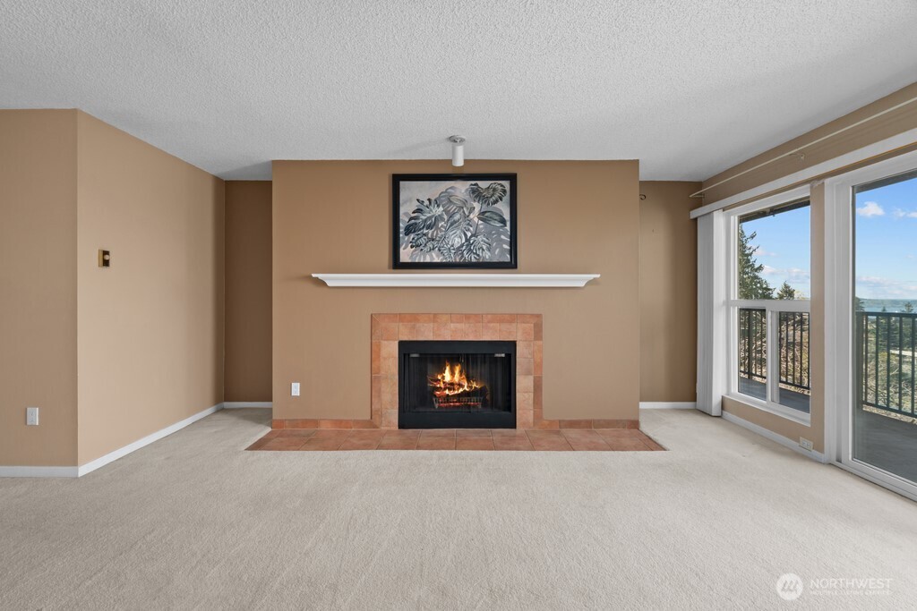 5025 California Avenue SW #402, Seattle, WA 98136