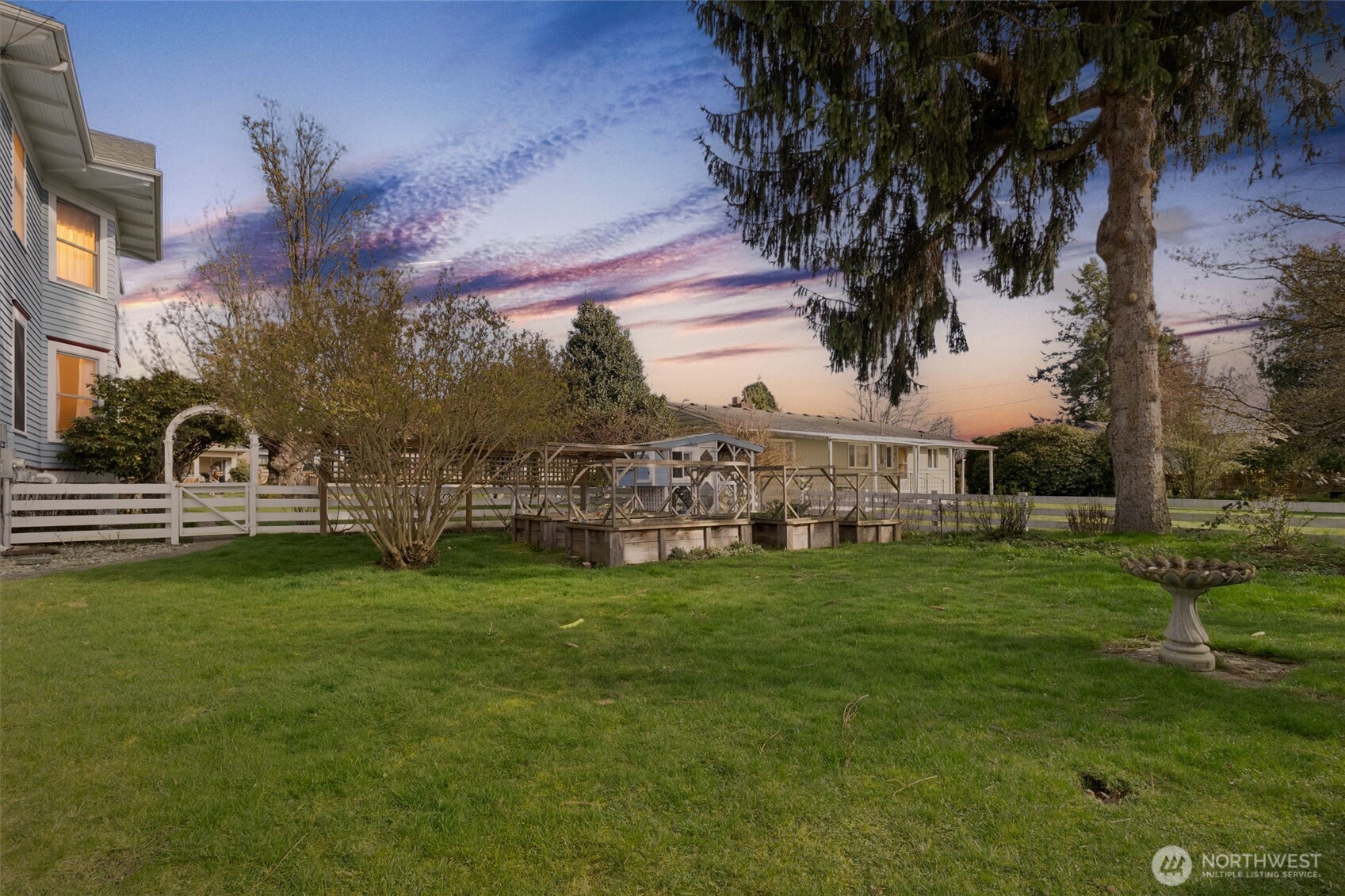 1333 Harrison Avenue , Blaine, WA 98230