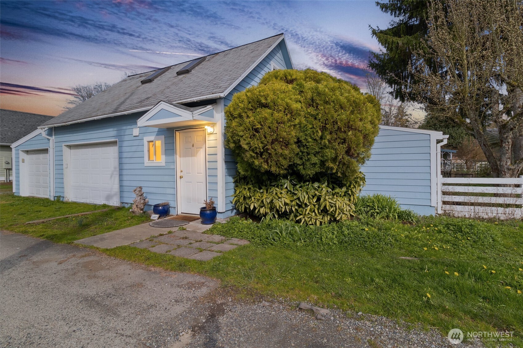 1333 Harrison Avenue , Blaine, WA 98230