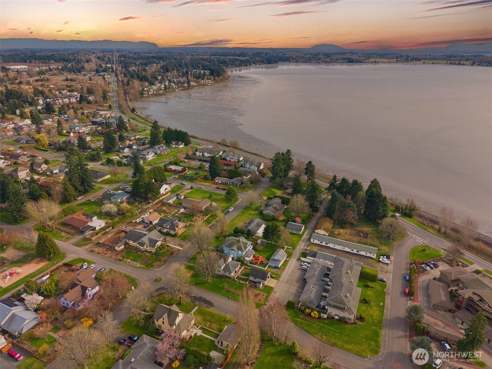 1333 Harrison Avenue , Blaine, WA 98230