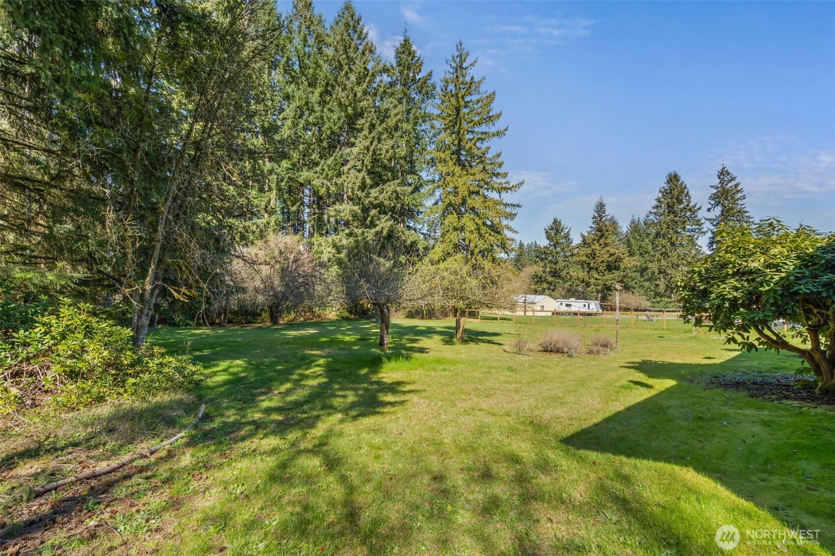 810 King Road , Winlock, WA 98596