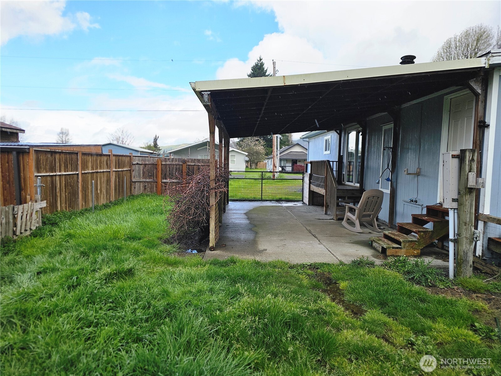 616 California Street , South Bend, WA 98586