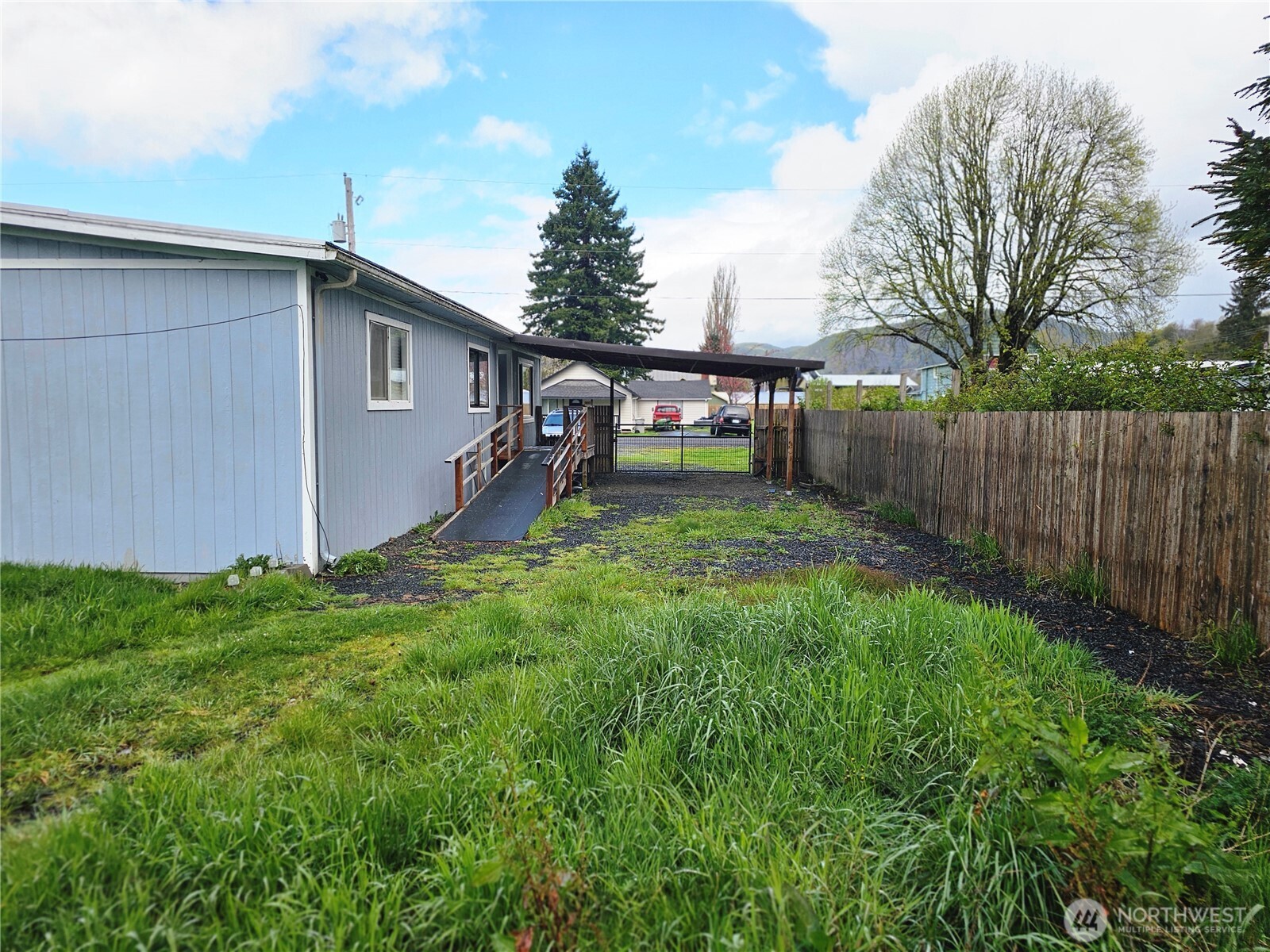 616 California Street , South Bend, WA 98586