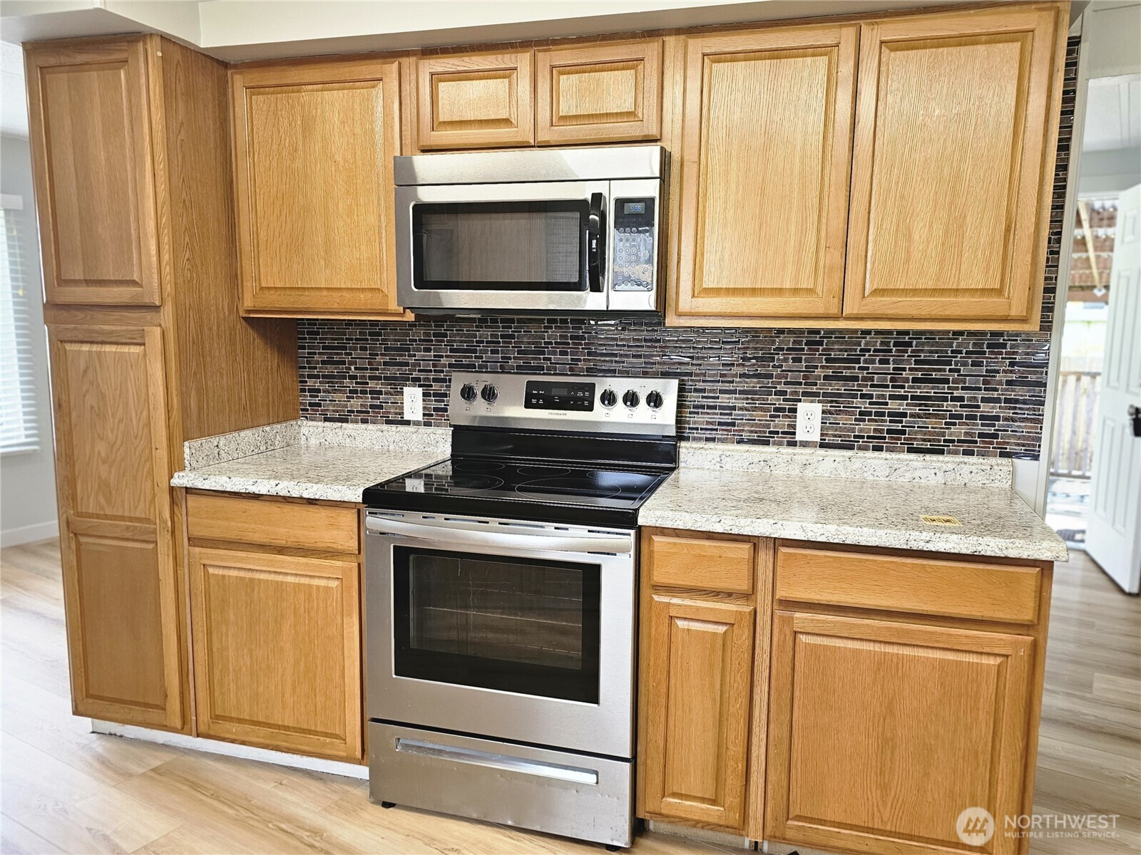616 California Street , South Bend, WA 98586