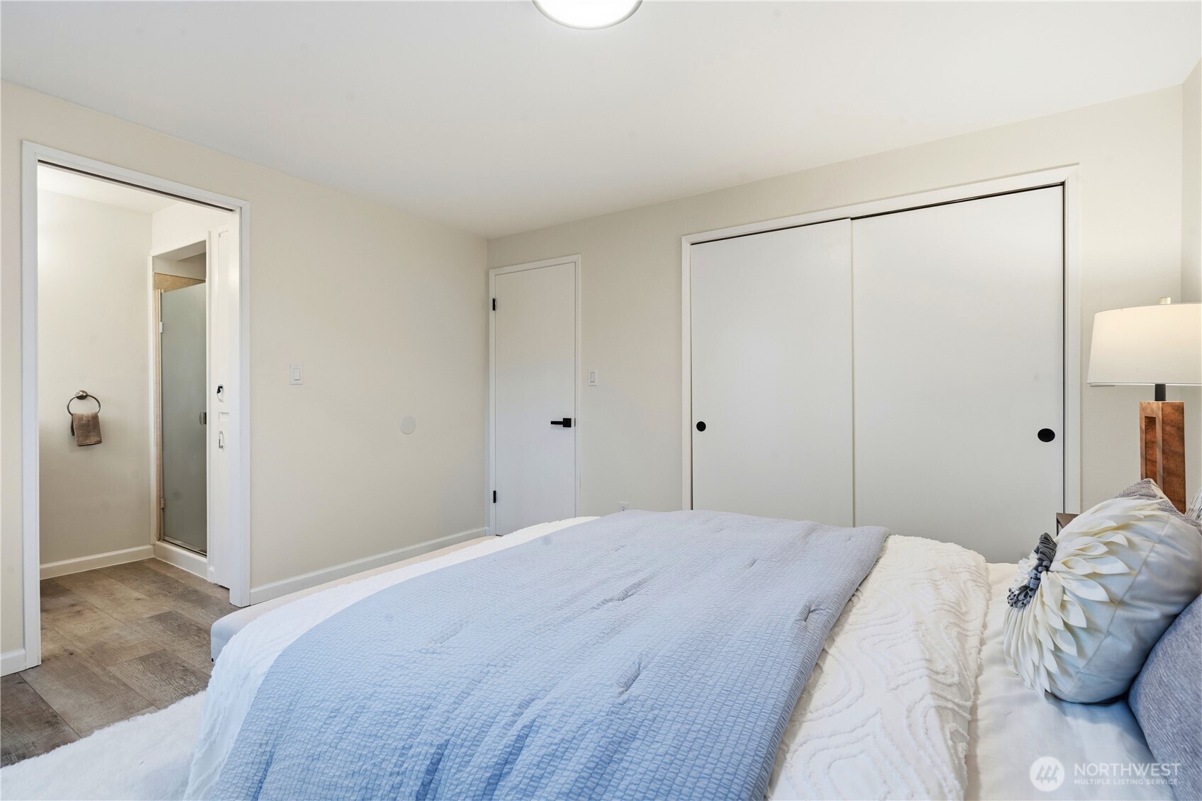 22109 93 Place W, Edmonds, WA 98020