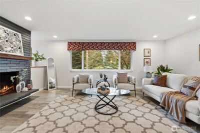 22109 93 Place W, Edmonds, WA 98020 - Photo 3