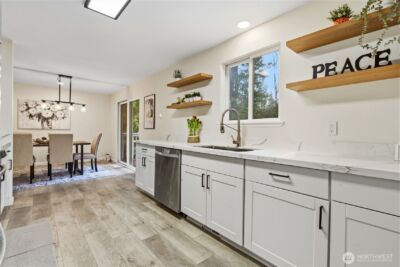 22109 93 Place W, Edmonds, WA 98020 - Photo 9