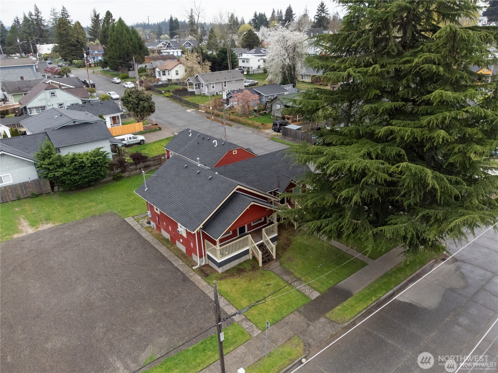 815 Hewitt Avenue , Bremerton, WA 98337