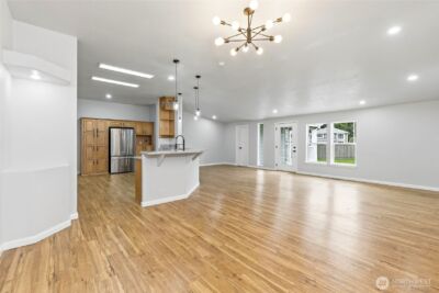521 Military Road E, Tacoma, WA 98445 - Photo 12