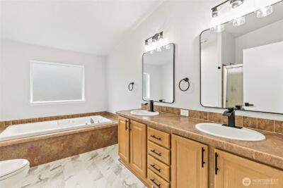 521 Military Road E, Tacoma, WA 98445 - Photo 16
