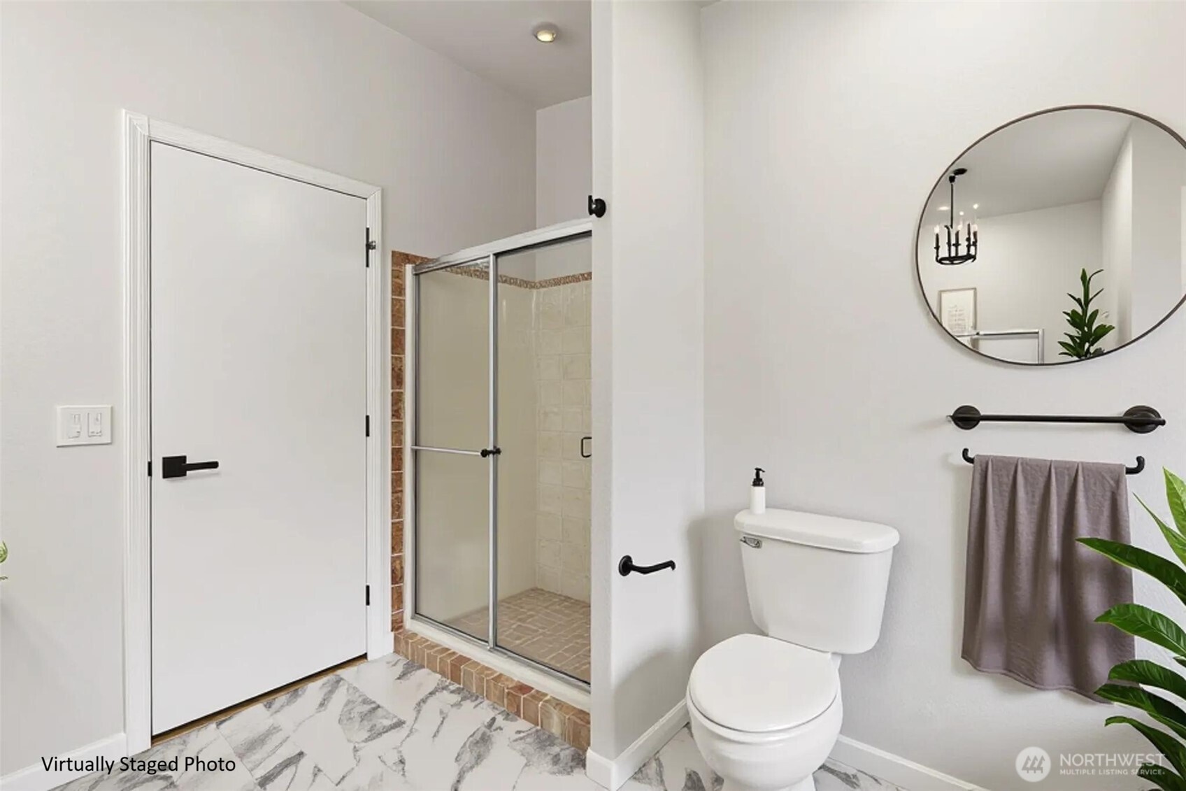 521 Military Road E, Tacoma, WA 98445