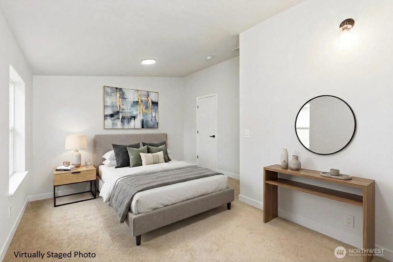 521 Military Road E, Tacoma, WA 98445