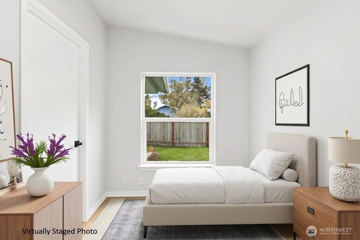 521 Military Road E, Tacoma, WA 98445