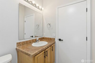 521 Military Road E, Tacoma, WA 98445 - Photo 32