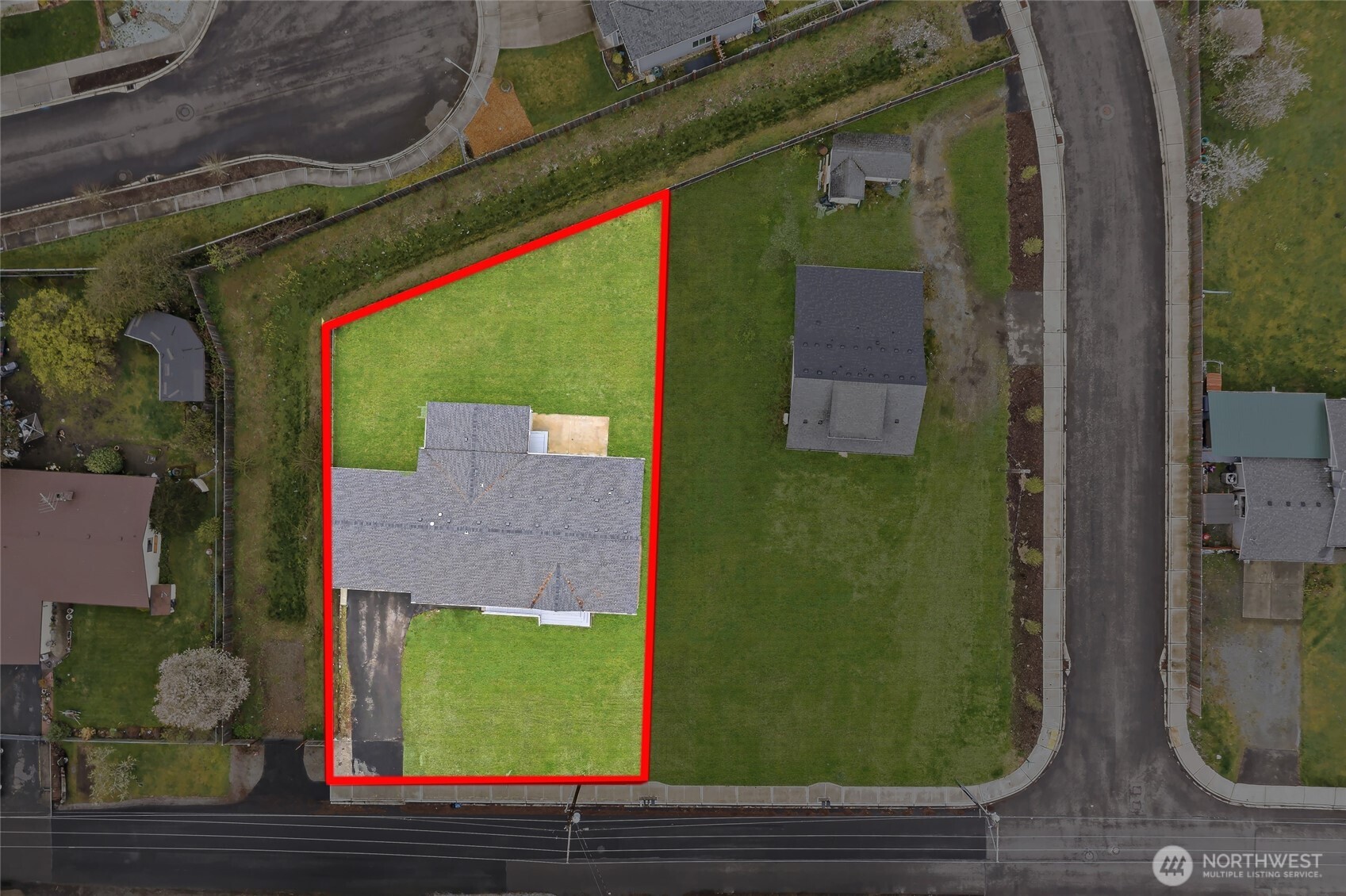 521 Military Road E, Tacoma, WA 98445