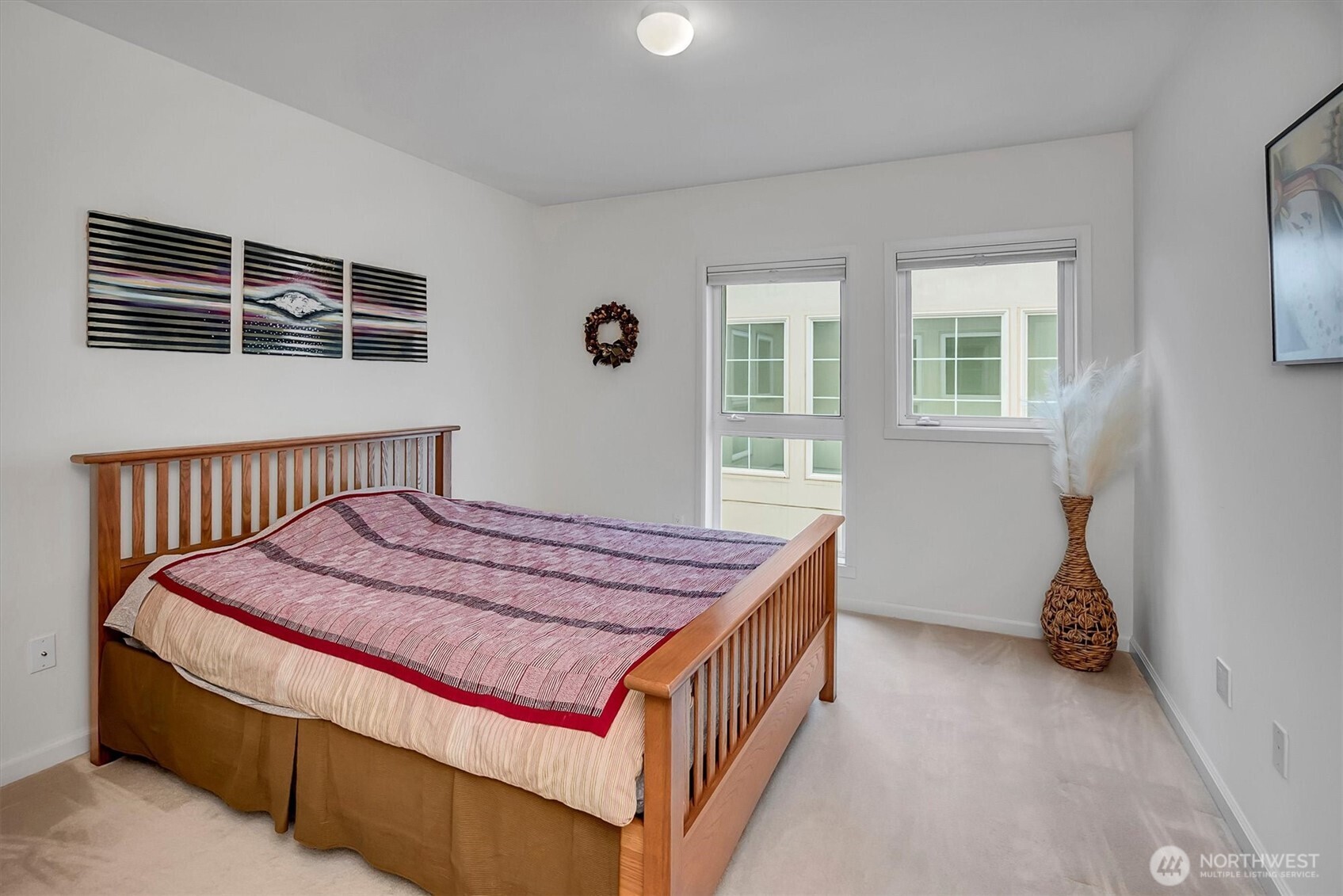 3300 Meridian Avenue N #409, Seattle, WA 98103-9155