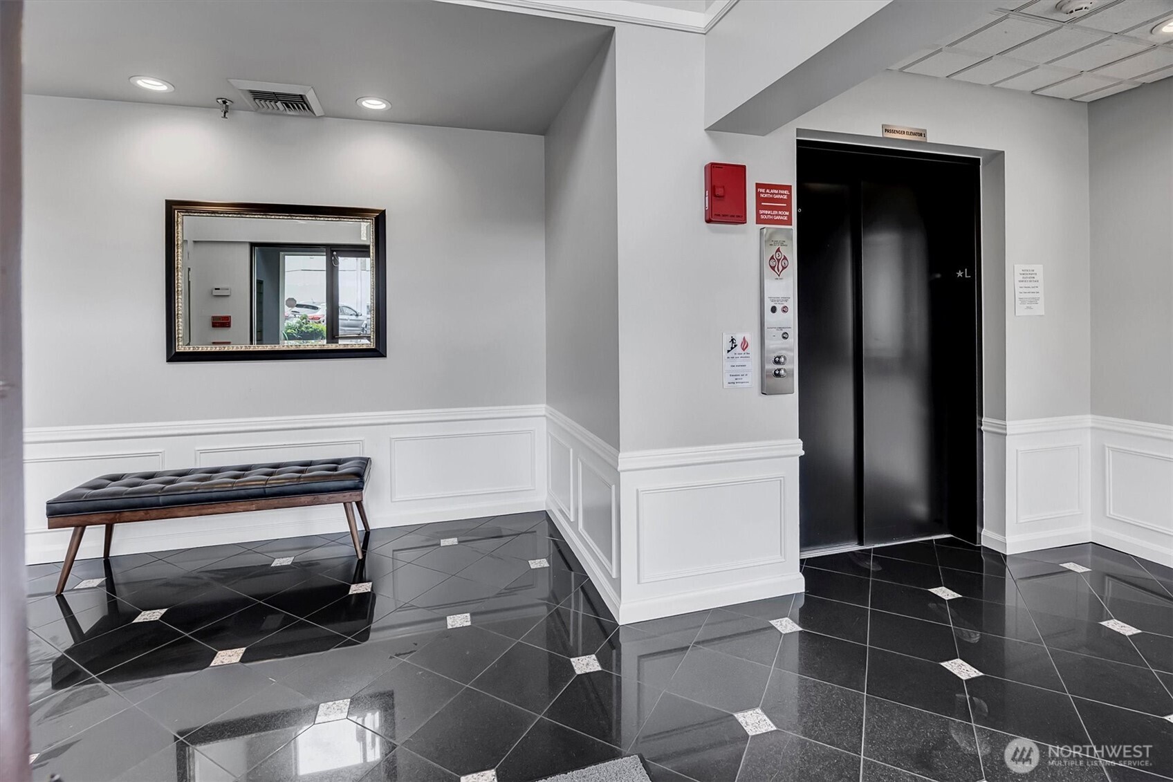3300 Meridian Avenue N #409, Seattle, WA 98103-9155