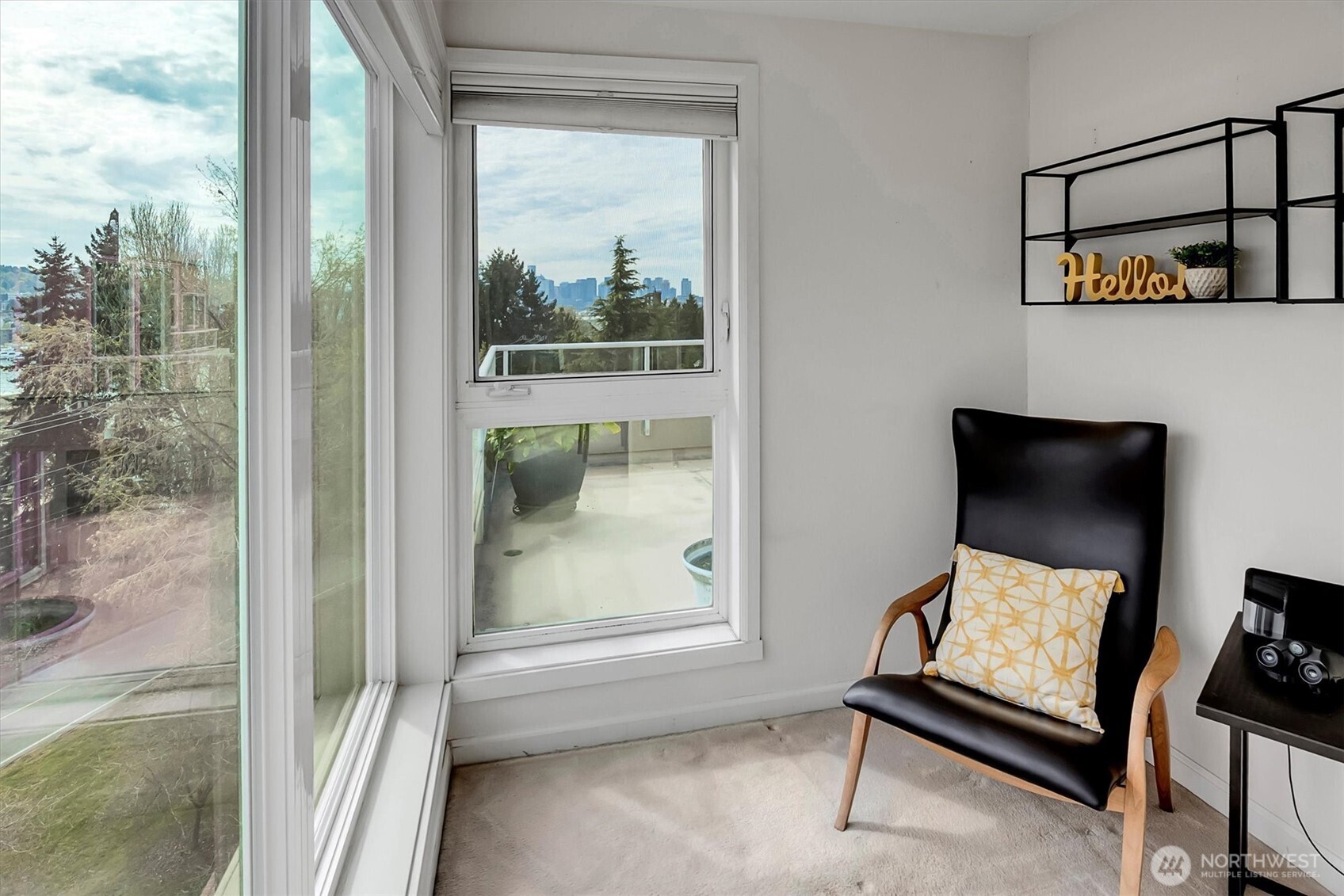 3300 Meridian Avenue N #409, Seattle, WA 98103-9155