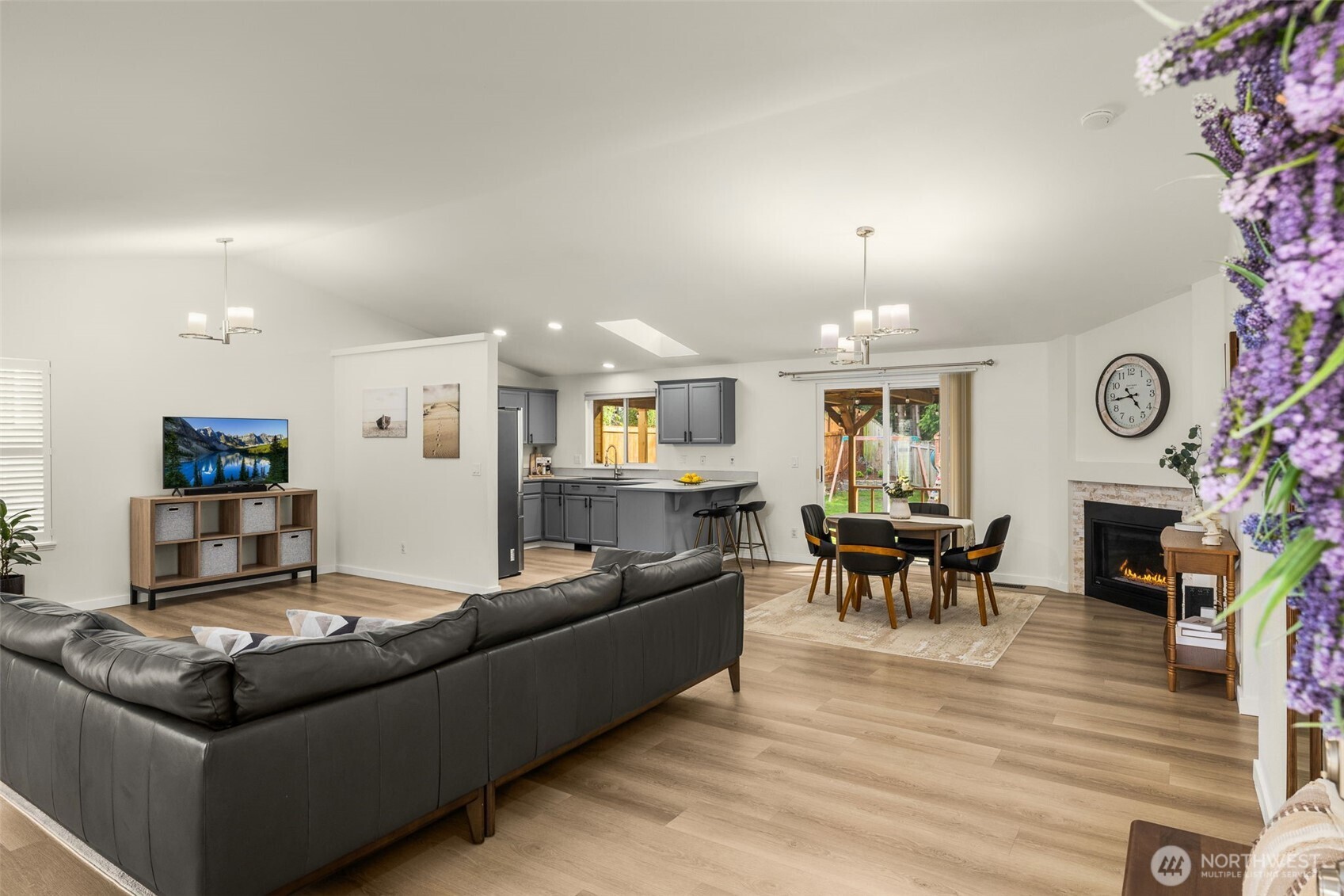 21141 SE 278th Way , Maple Valley, WA 98038
