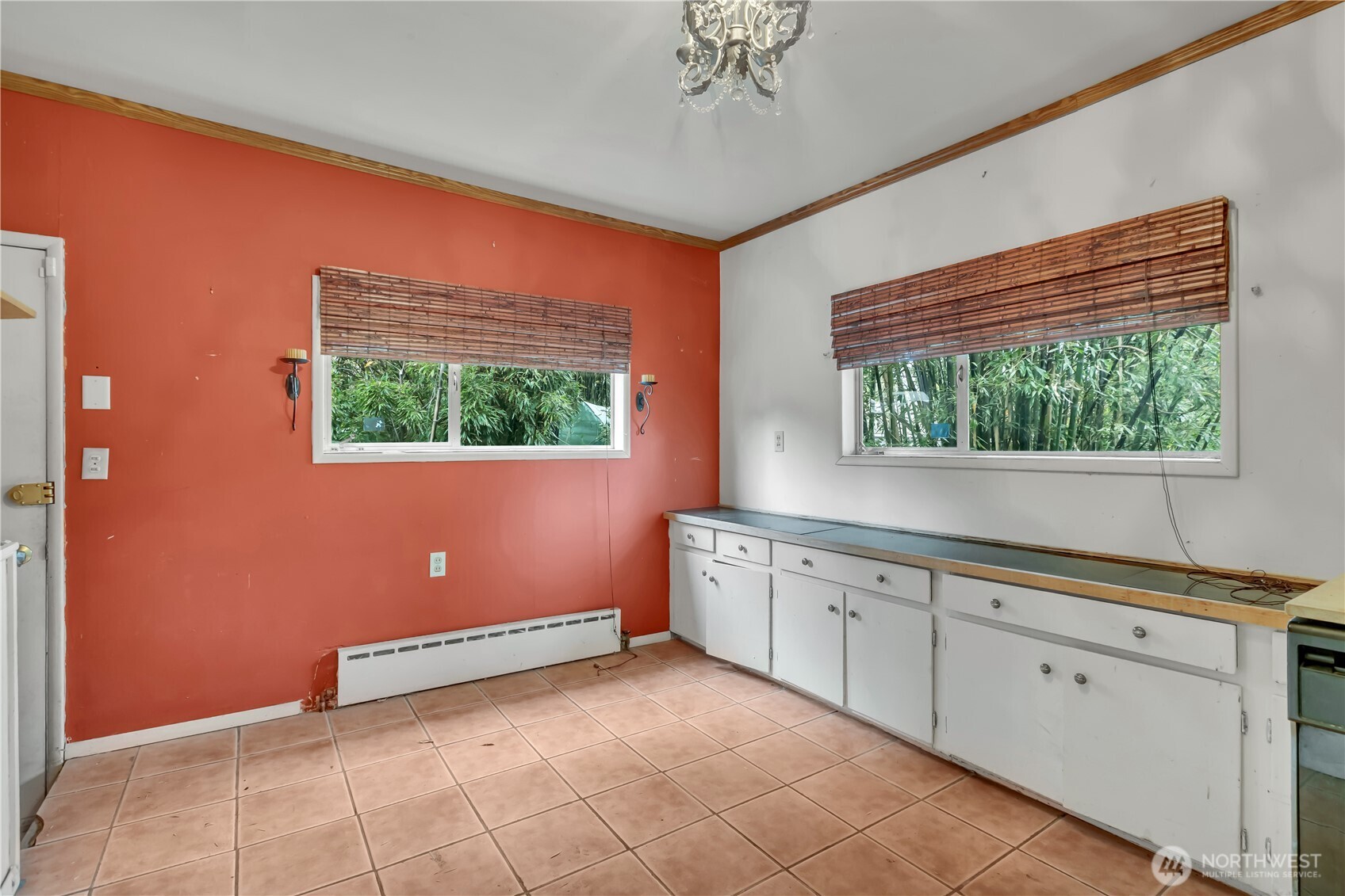 4319 SW Mills Street , Seattle, WA 98136