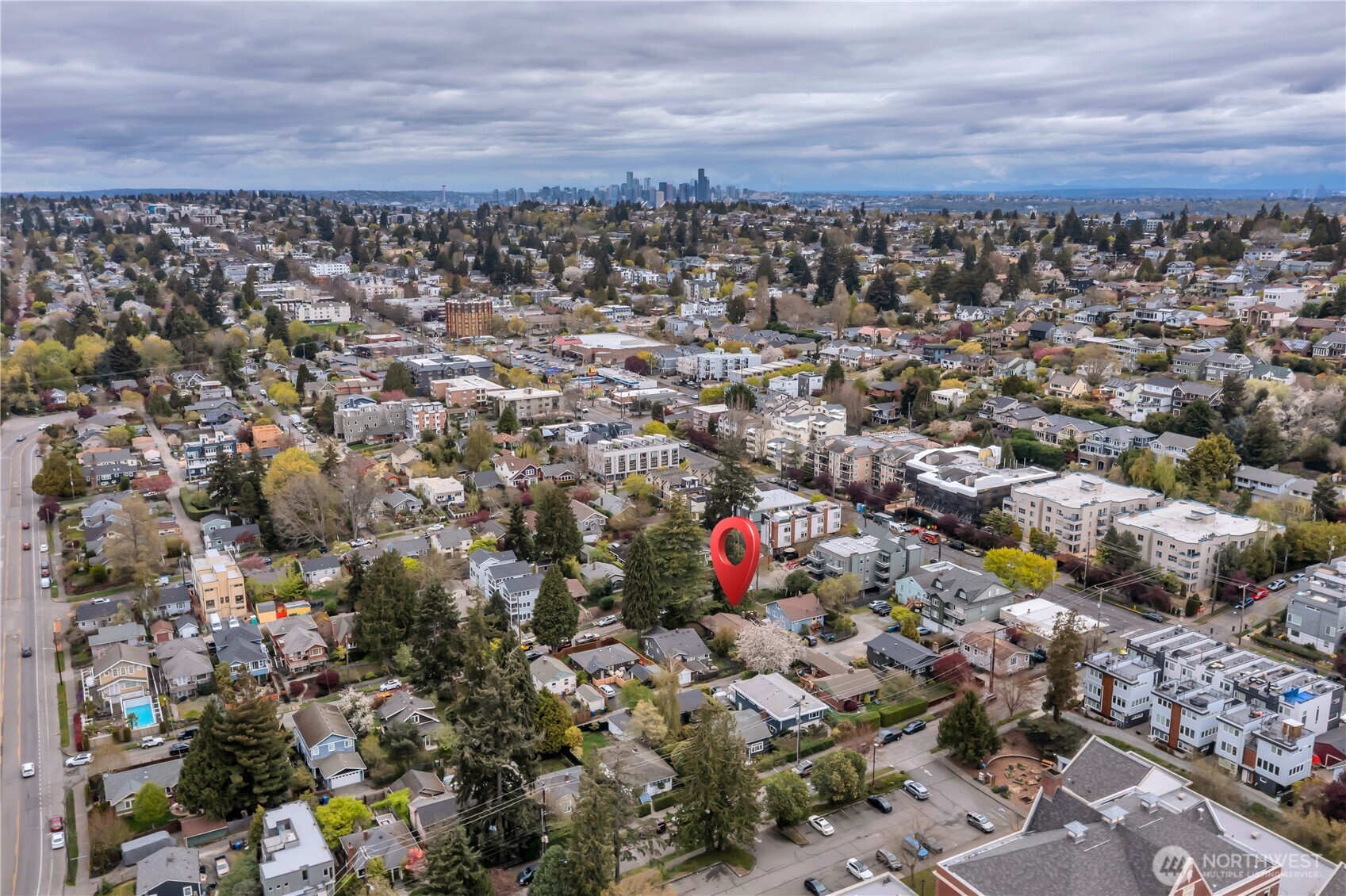 4319 SW Mills Street , Seattle, WA 98136