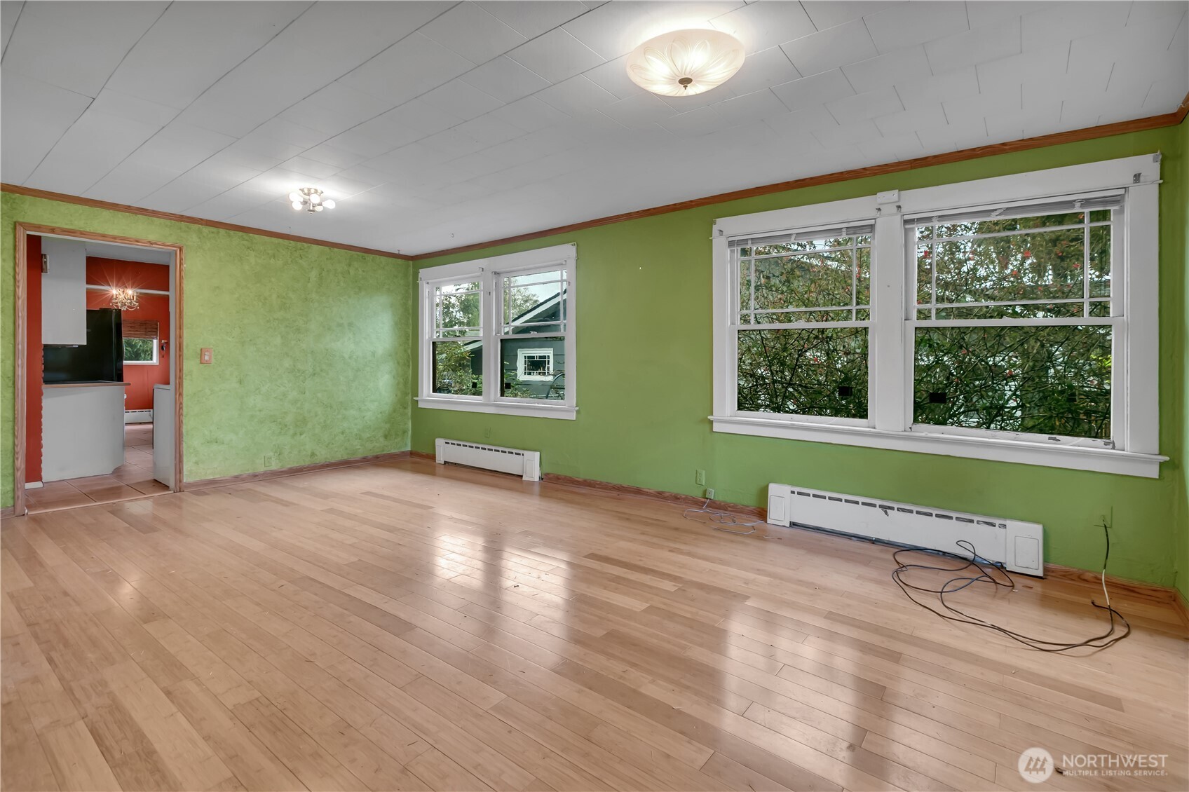 4319 SW Mills Street , Seattle, WA 98136