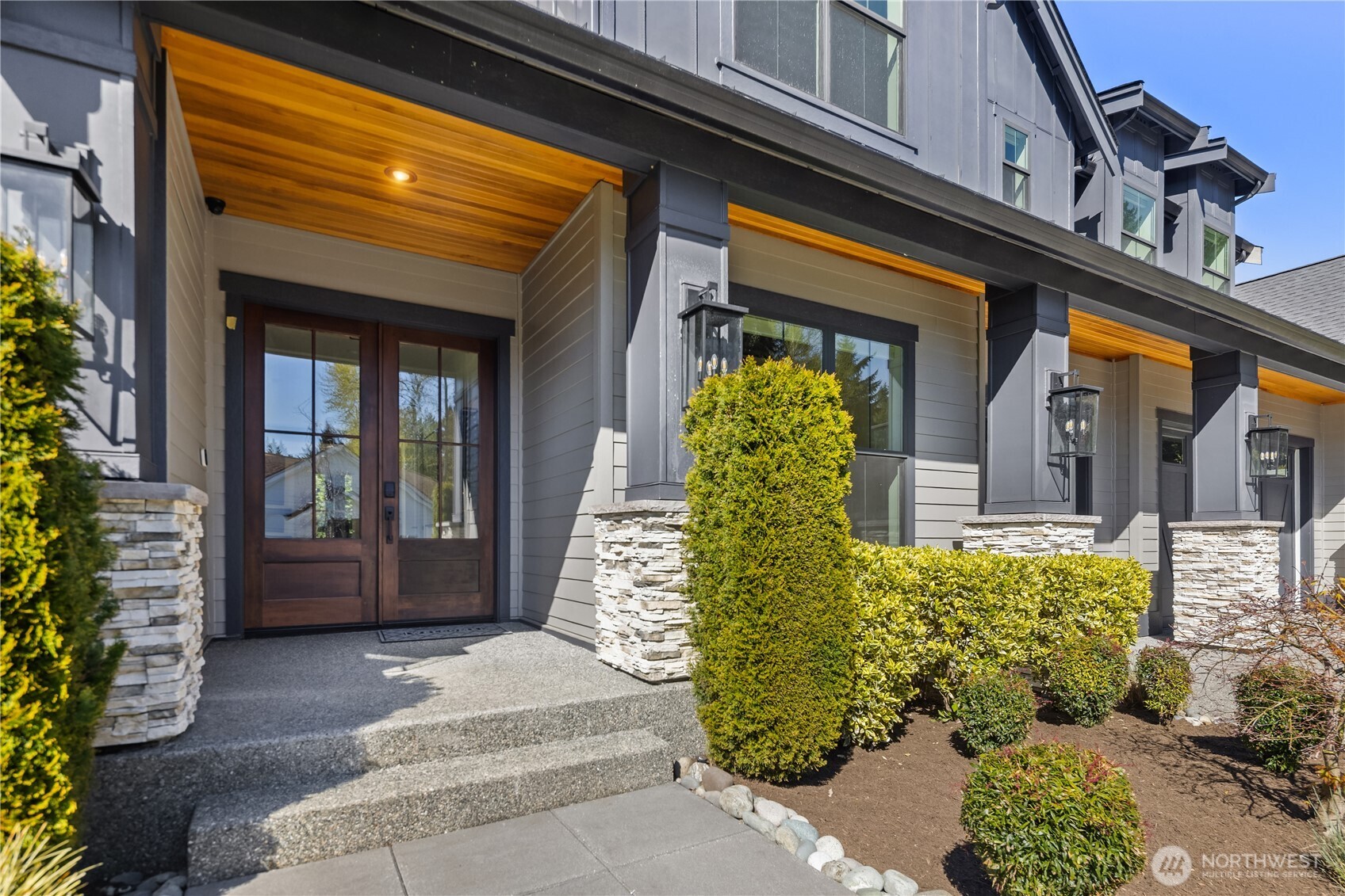 11688 NE 33rd St. , Bellevue, WA 98005