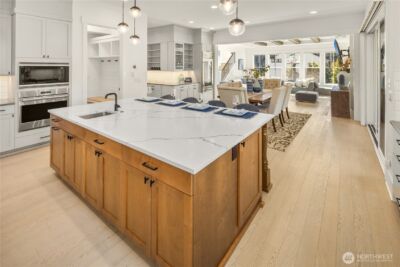 11688 NE 33rd St. , Bellevue, WA 98005 - Photo 13
