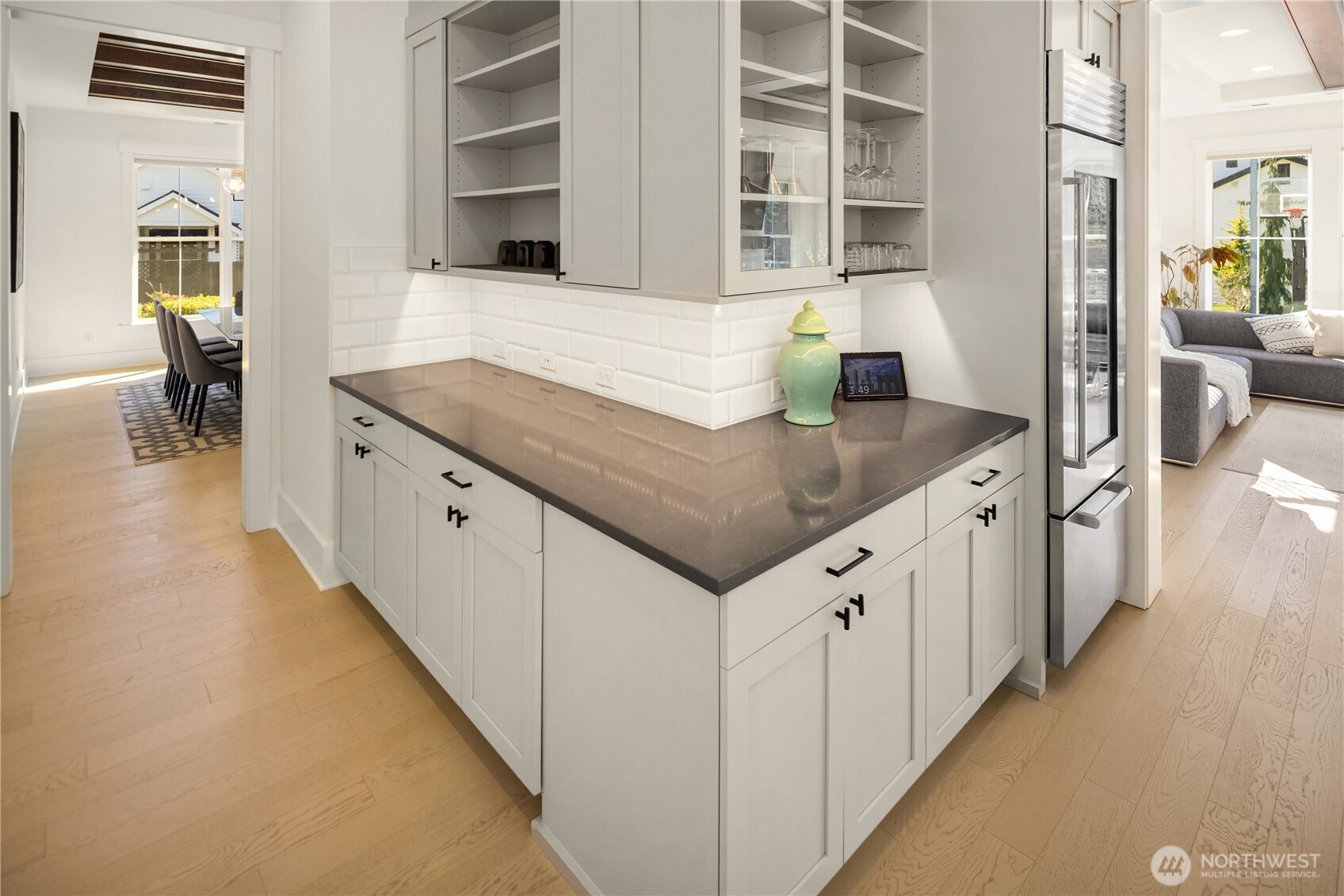 11688 NE 33rd St. , Bellevue, WA 98005