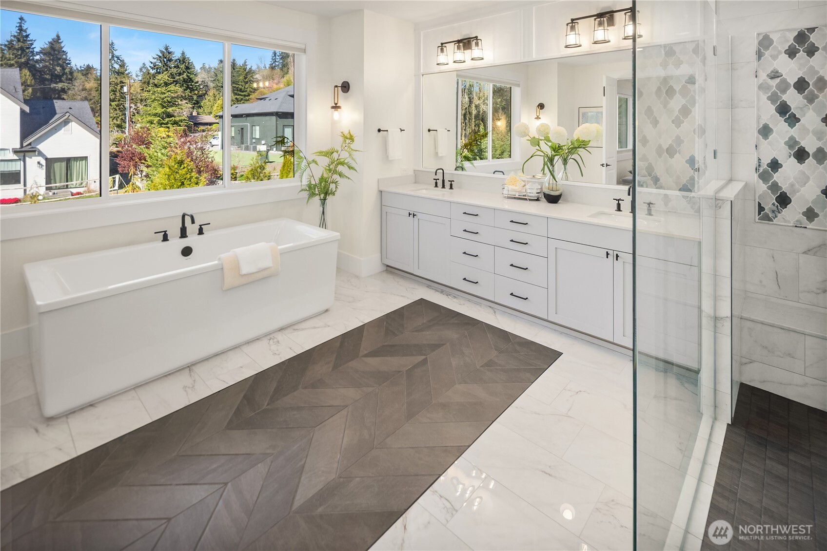 11688 NE 33rd St. , Bellevue, WA 98005